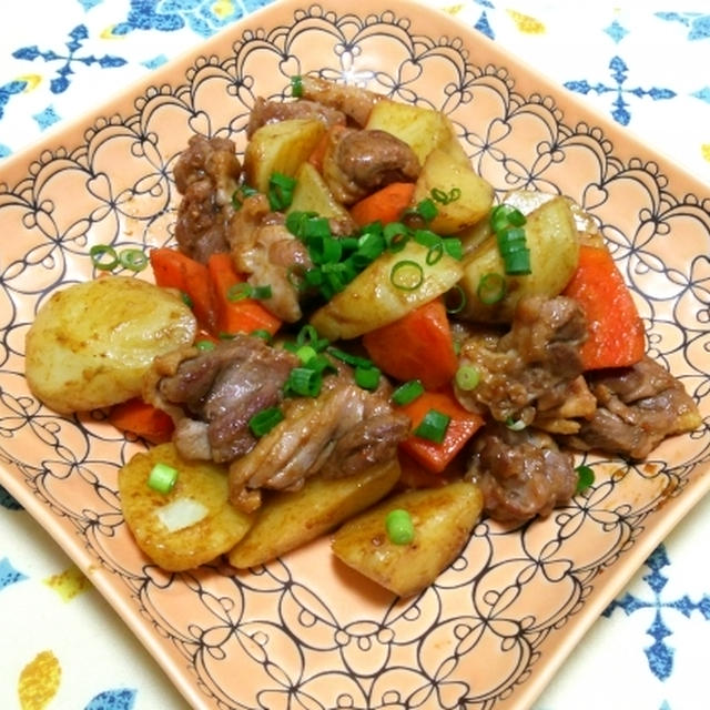親鶏とポテトの燻製炒め