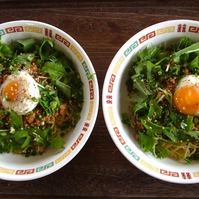 「男子ごはん」の汁無し担々麺