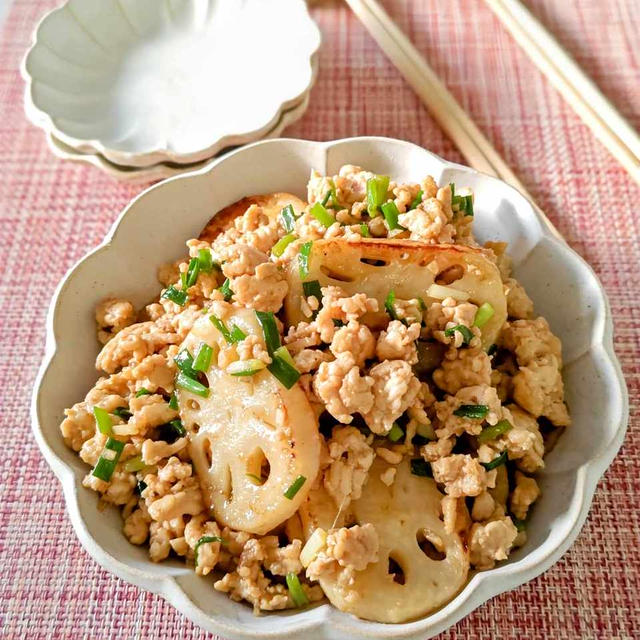 【レンコンと鶏ひき肉のスタミナ炒め】シャキシャキレンコンが美味しいよね。