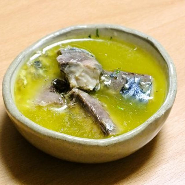 鯖缶アヒージョ