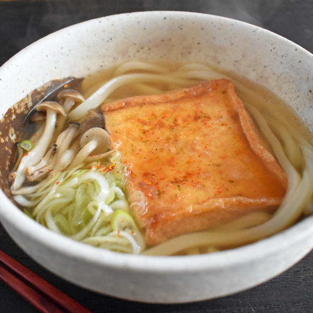 温かい食べ物は心も温めます