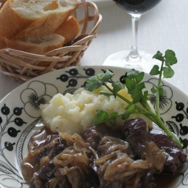 牛肉の黒ビール煮（レシピ）他