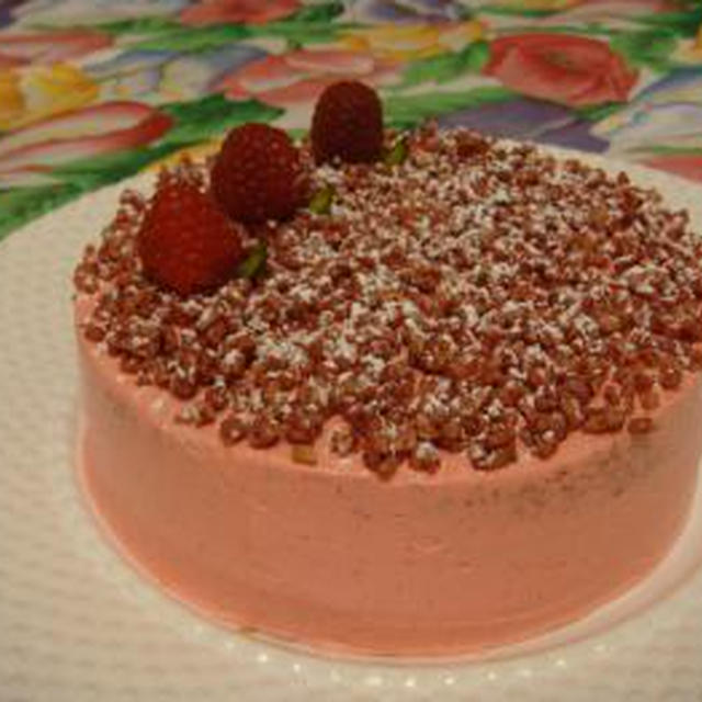 ピンクのケーキ