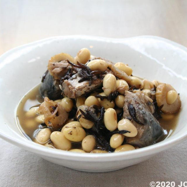 大豆とさばの煮もの