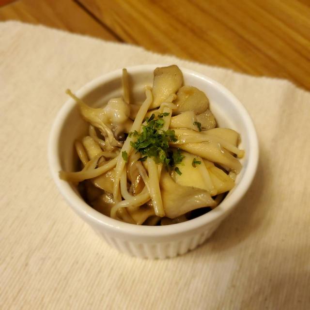 シンプルイズザベスト！きのこソテー