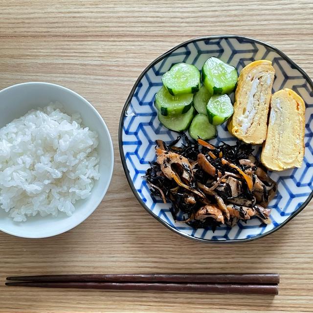 お皿に盛るだけ！作り置きでラクチン昼ごはん