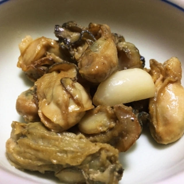 ニンニクオイルで牡蠣のポン酢炒め＆庭の水仙♪