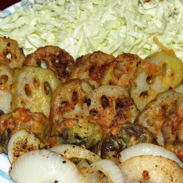 辛子蓮根と大根と鶏ミンチの炒め物