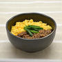 レシピ・さば缶詰で簡単そぼろ丼の作り方（暖かいご飯に美味しい）