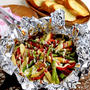 【アウトドアにも】夏野菜のホイル焼き　ガーリックトースト添え