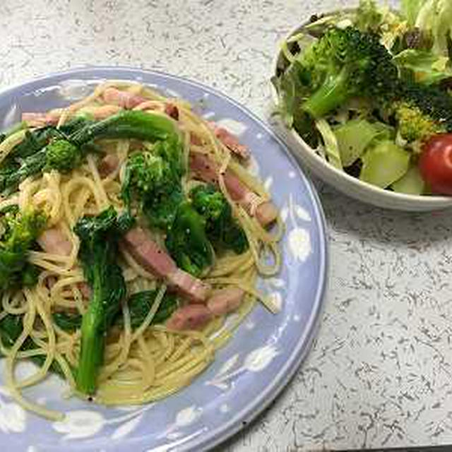 菜の花とベーコンとスパゲッティ