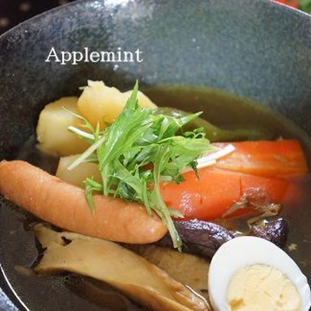 おもてなしランチに♡ごろごろ野菜とチキンの本格スープカレー