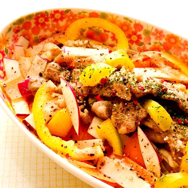 紫大根とパリパリ豚肉の温サラダ By ｌａｕ ａｉｎａさん レシピブログ 料理ブログのレシピ満載