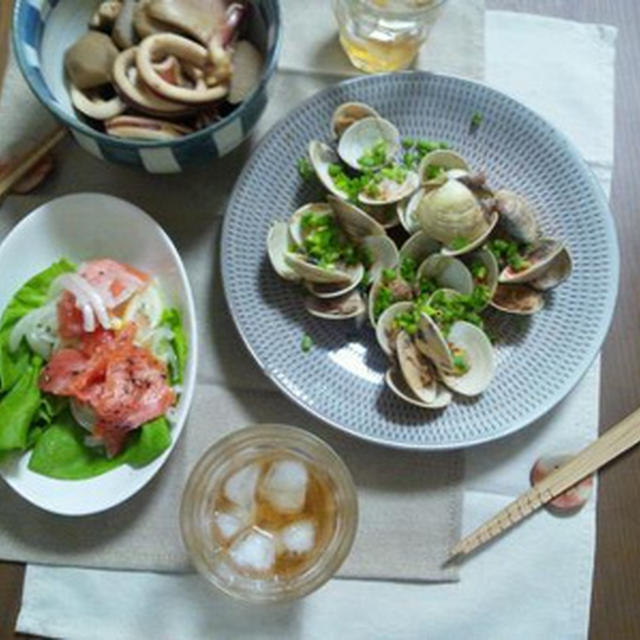 蛤の酒蒸しと里芋とイカの煮物