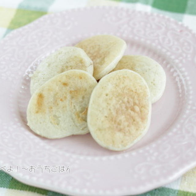 【離乳食後期から】豆乳バナナパンケーキ☆乳製品・卵・小麦粉不使用レシピ