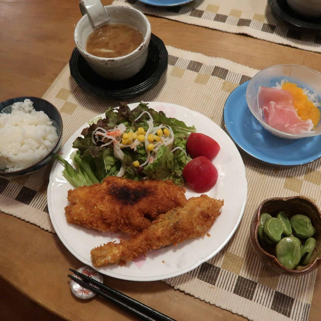 鱈フライの晩ご飯　と　キジバトのカップル♪