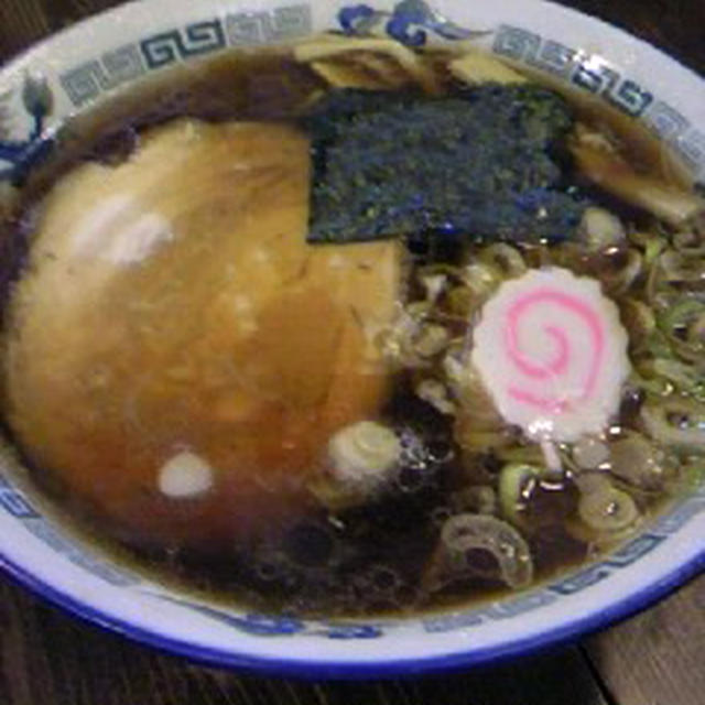 お昼は ラーメンです
