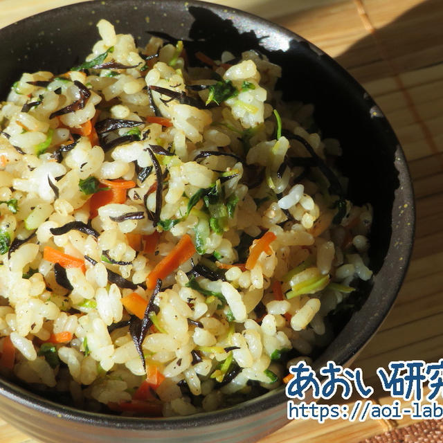 料理日記 215 / 豆苗とひじきの混ぜご飯