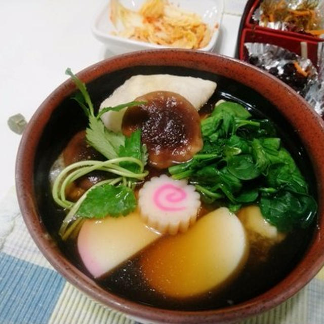 雨で籠っていた正月２日目 ～ お節と雑煮で簡単ごはん