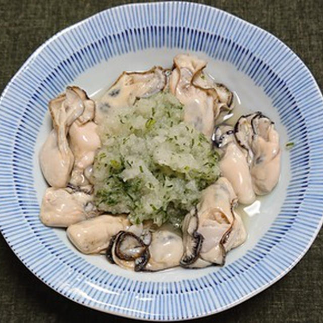 生牡蠣の大葉おろし甘酢掛け