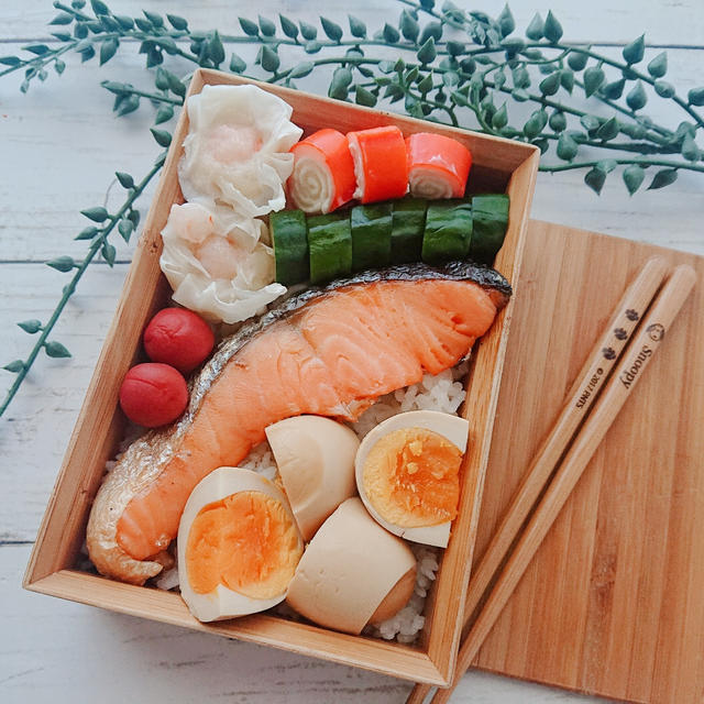 焼き鮭のっけ弁当〖普通弁当#鮭弁〗