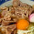 久原のあごだしつゆで豚玉そば、あるいは肉玉そば。