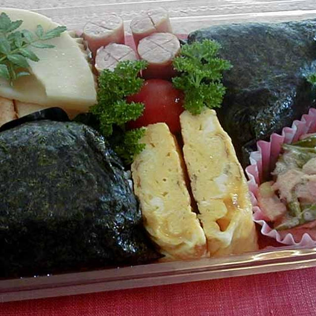 お握り弁当