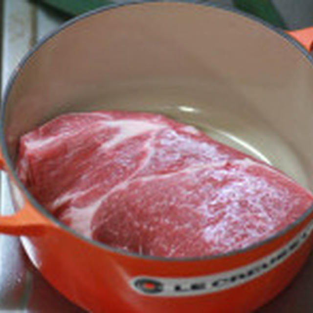 豚肩ロースの八角煮