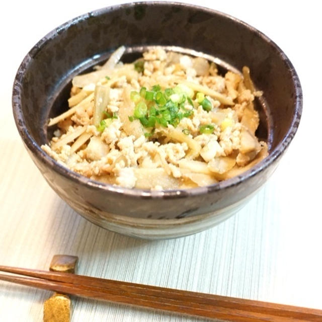 ごぼう入り鶏そぼろ丼☆