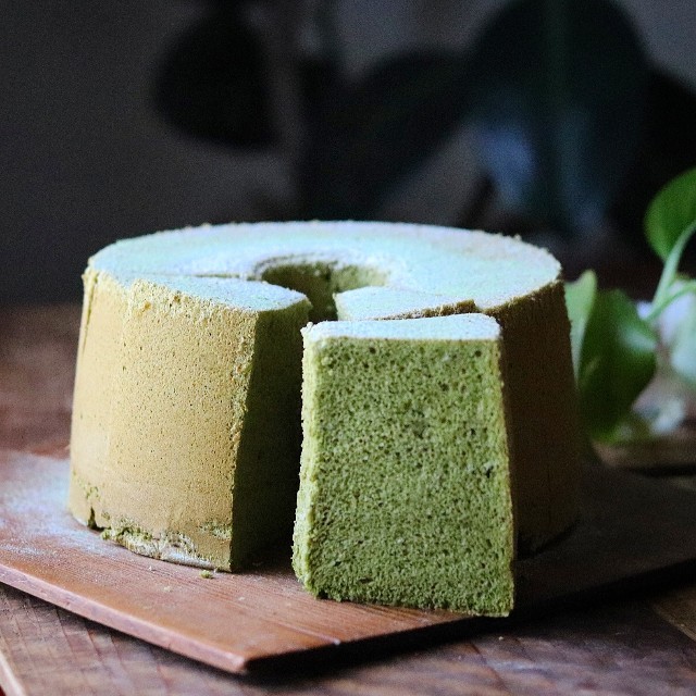 抹茶シフォンケーキ