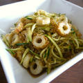 【簡単レシピ】海藻麺とちくわの梅肉入り中華サラダ♪