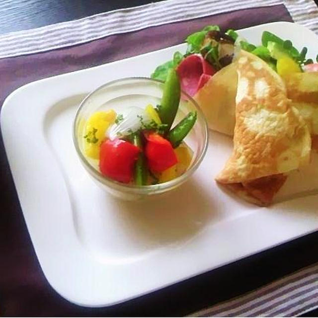 ホットケーキＭＩＸでおかずクレープ&残り野菜のマリネ