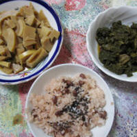 とがずに炊ける　小豆入り無洗米お赤飯 と　ふき　たけのこの煮もの