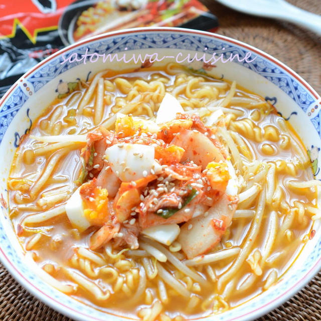 【シャキシャキもやしの辛ラーメン☆キムチ卵のせ】辛旨でまろやか！