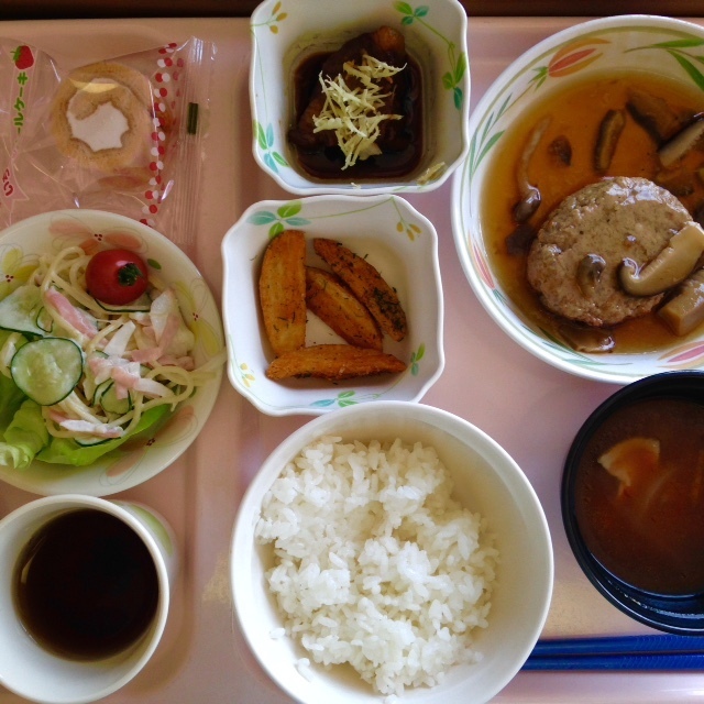 無事に入院しました＆本日のごはん