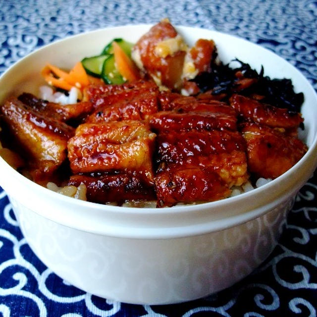 うな丼弁当。