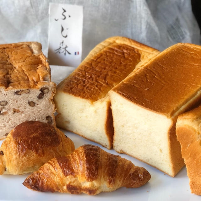 12/15、パンの最高峰「ふじ森」❗️都立大学駅オープン❗️ フランス高級発酵バターたっぷり