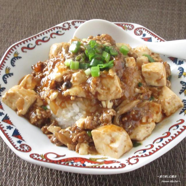 サッと作れて一皿で大満足。大さじ１で作る「マーボー豆腐しめじ」