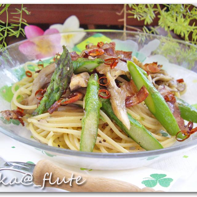 アスパラ・舞茸・ベーコンのパスタ