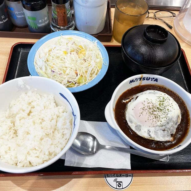 エッグデミグラスソースハンバーグ定食を食う 〜松屋〜