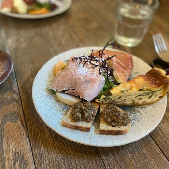 お気に入り大垣ランチ♡いちごたっぷりパフェとドラマ