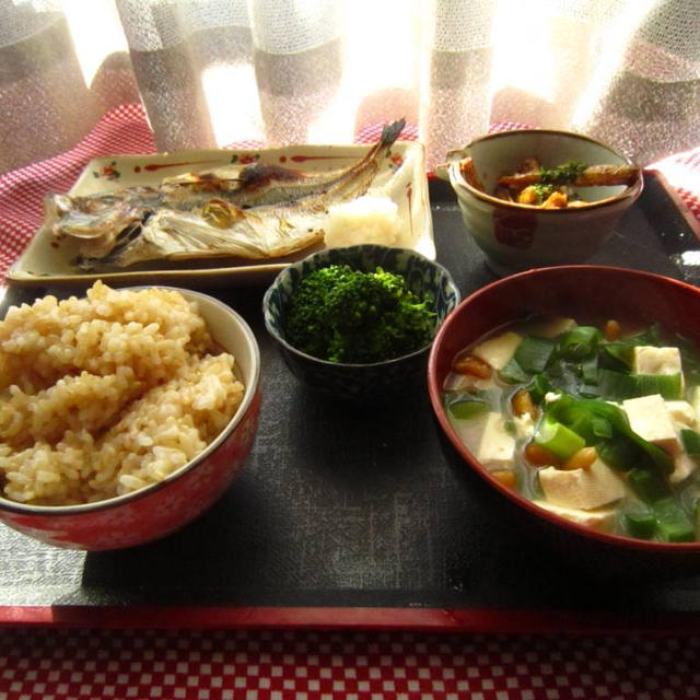 朝ごはん　３月２８日（月）