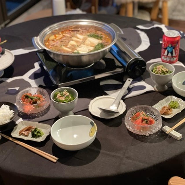 火鍋の夜ごはんと、甘えんボーイズ