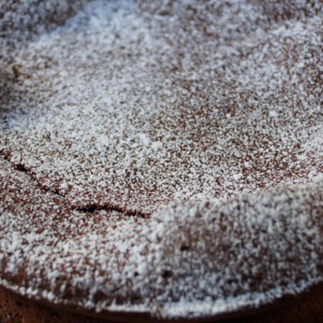 おいしいフラワーレスチョコレートケーキ By おいしいアメリカさん レシピブログ 料理ブログのレシピ満載