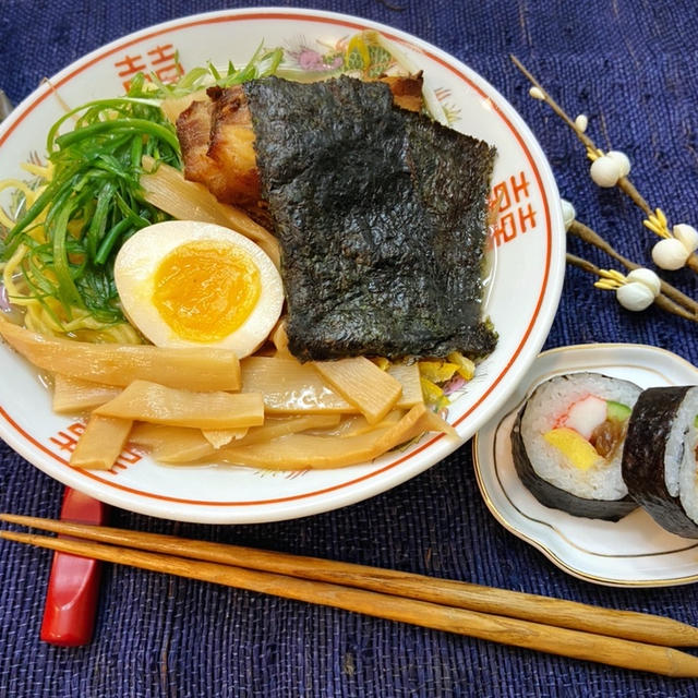 アメリカのおうちごはん【今年初めて年越しそばはラーメン】