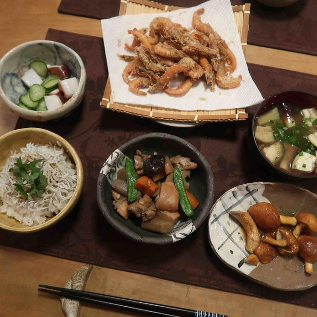 筑前煮で”和食”の晩ご飯　と　我が家のフルーツ♪