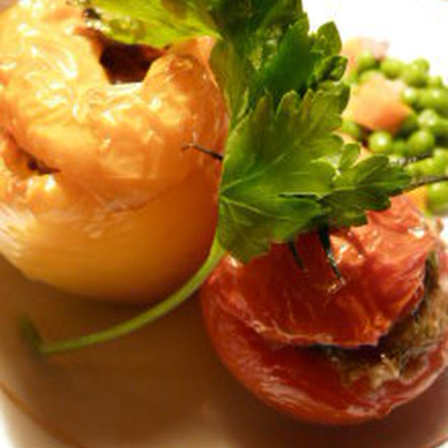 レシピ　フランス家庭料理の定番♪　トマトの肉詰め（トマト・ファルシ）