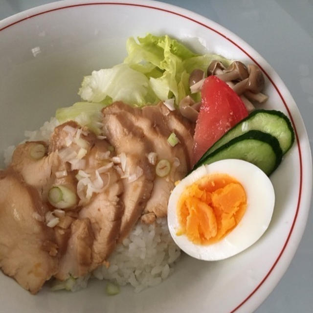 鶏チャーシュー丼。