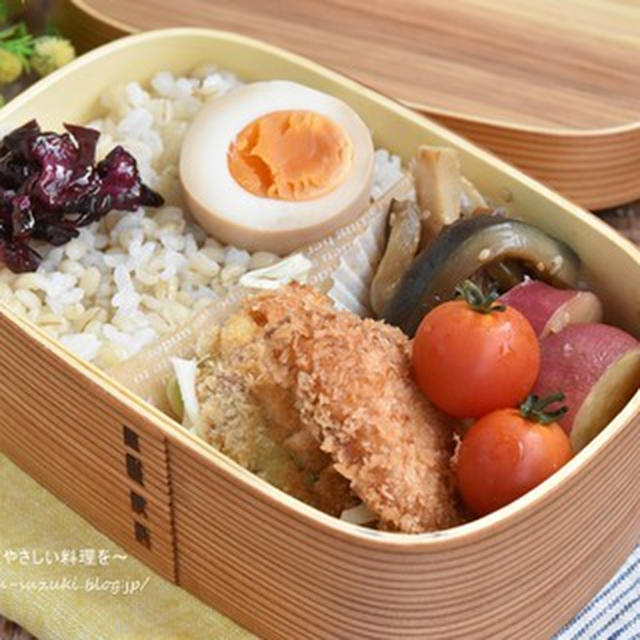 大葉と梅肉のチキンカツ弁当とお弁当の詰め方