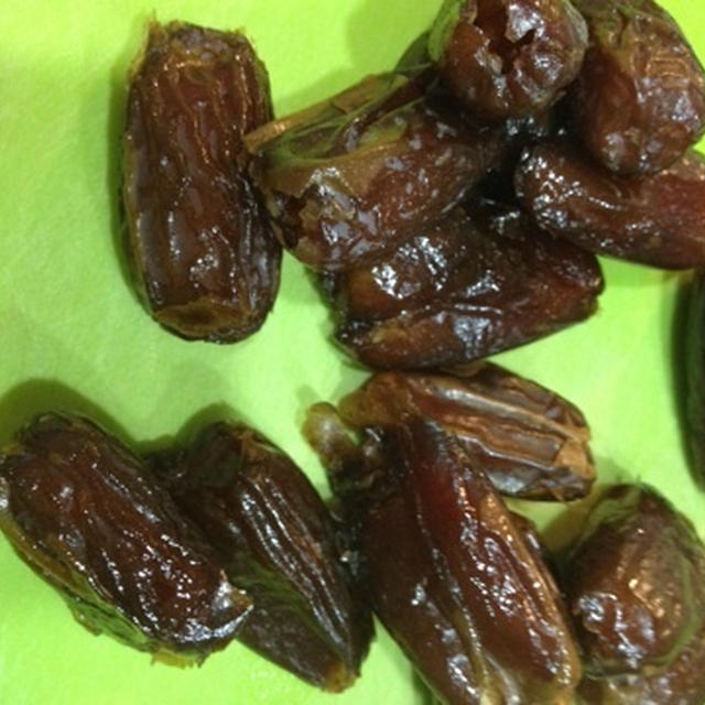 女性に嬉しいデーツのクッキーをぜひ♪